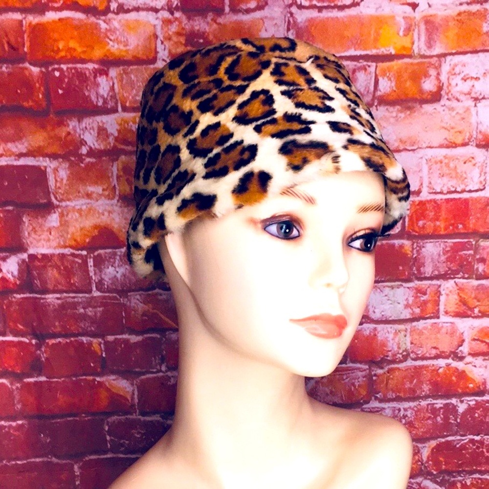 Vintage MCM Sheri Brett Leopard Print Faux Fur Bucket Hat